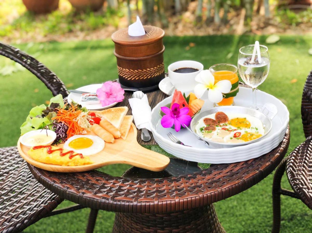 Winner Serviced Apartment Si Maha Phot Ngoại thất bức ảnh