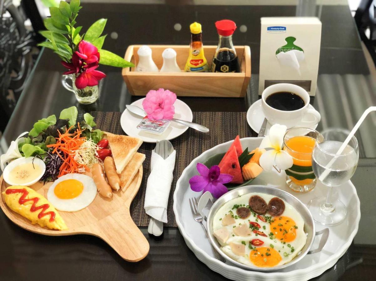 Winner Serviced Apartment Si Maha Phot Ngoại thất bức ảnh